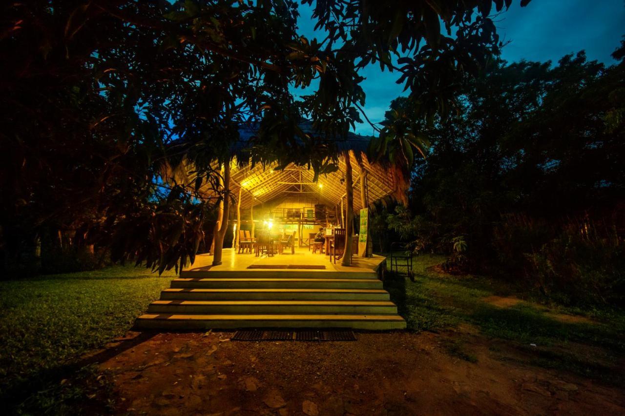 The Yala Adventure Hotel Tissamaharama Exterior photo